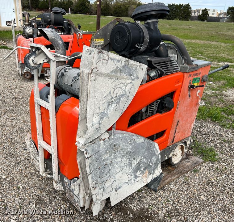Husqvarna FS 7000 D  concrete saw - LW9269