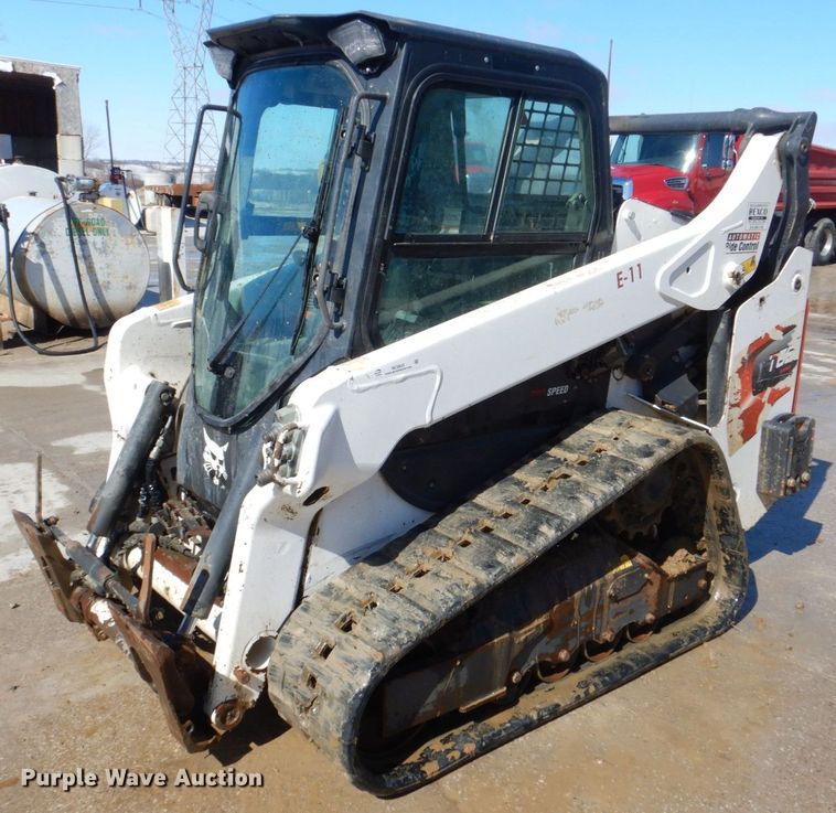 2021 Bobcat T66  tracked skid steer loader - MC9855