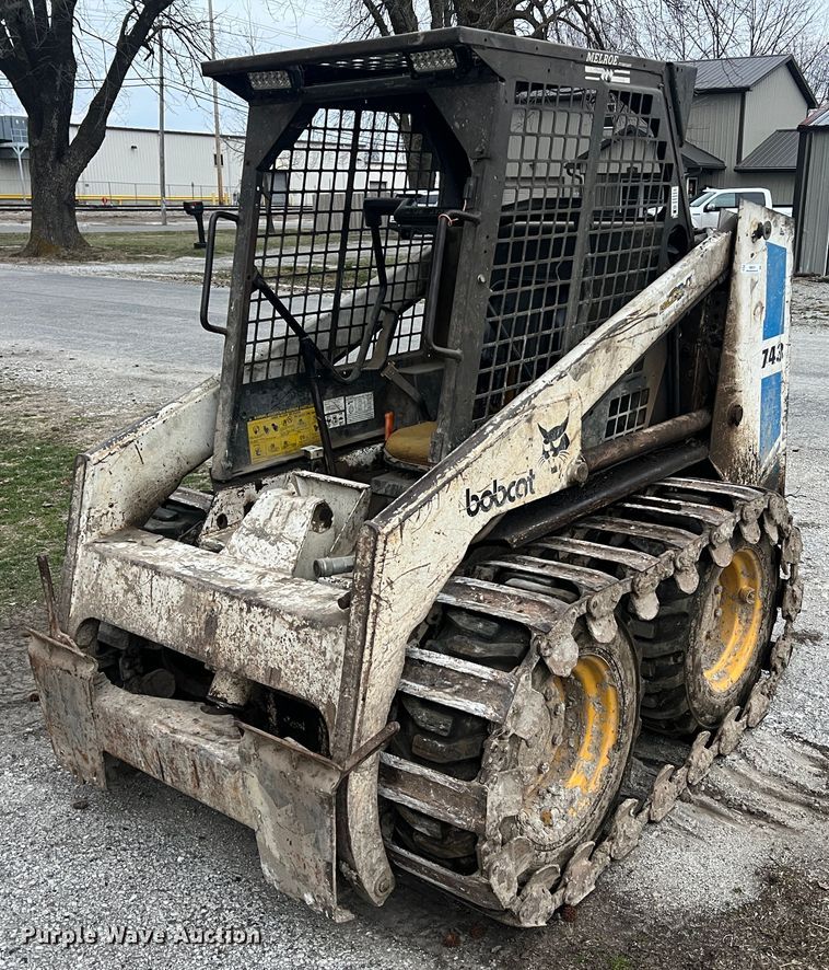 1989 Bobcat 743  skid steer loader - MM9276
