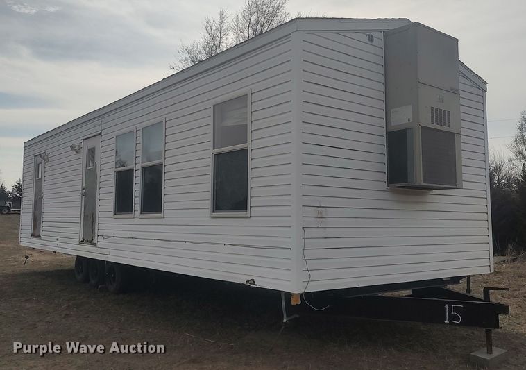2008 TL Industries  manufactured office - LG9655