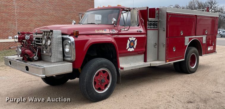 1979 Ford F700  pumper fire truck - MP9245
