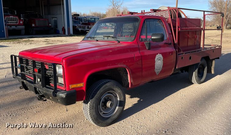 1985 Chevrolet D30 Military Postal Unit  brush fire truck - MP9266