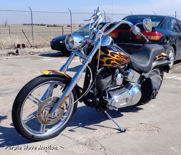 2005 Harley Davidson FXSTDI  motorcycle - MR9776
