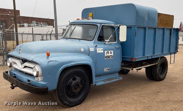 1955 Ford F600  dump truck - MY9041