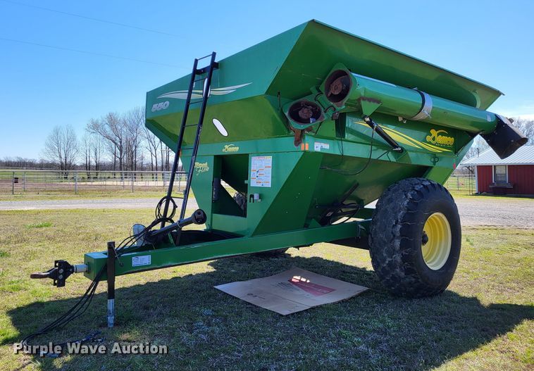 Demco Posi Flow 550  grain cart - DO3598