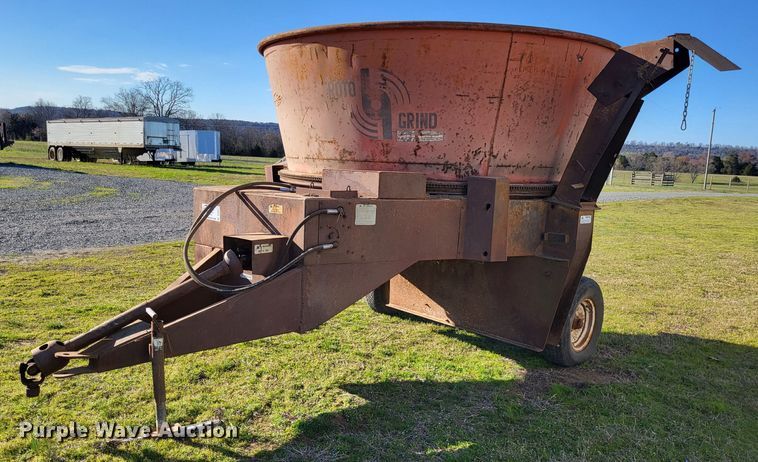 Roto Grind  tub grinder - DO3611