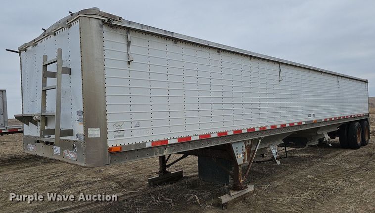 1992 Wilson PaceSetter  grain trailer - DO4233