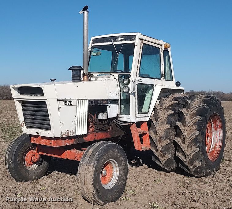 Case 1570 Agri King  tractor - DQ0357