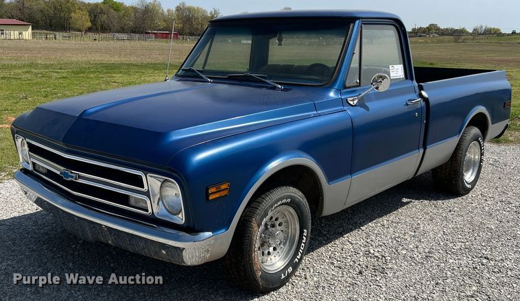 1968 Chevrolet C10  pickup truck - DO8845