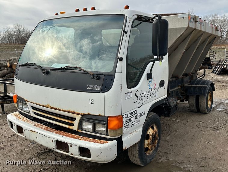 1999 Isuzu NPR  truck cab and chassis - DR5082