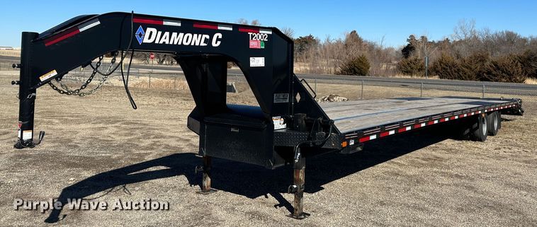 2021 Diamond C  equipment trailer - DR7496