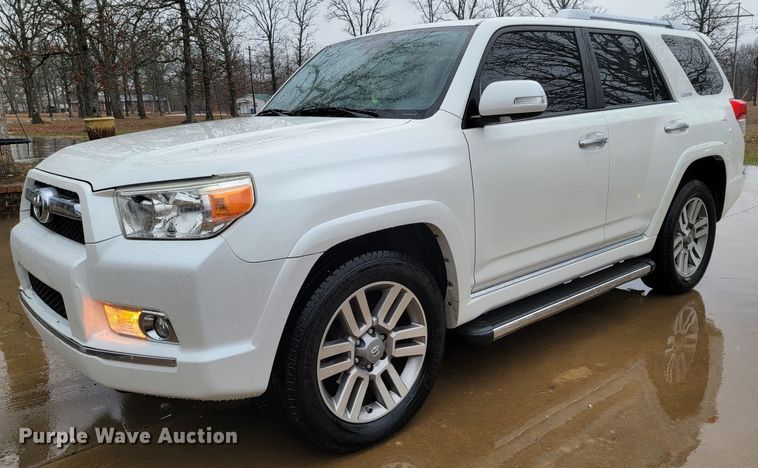 2013 Toyota 4Runner Limited  SUV - HG9480