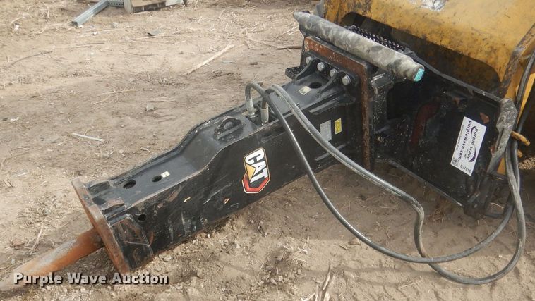 Caterpillar B8  skid steer breaker - DJ7016