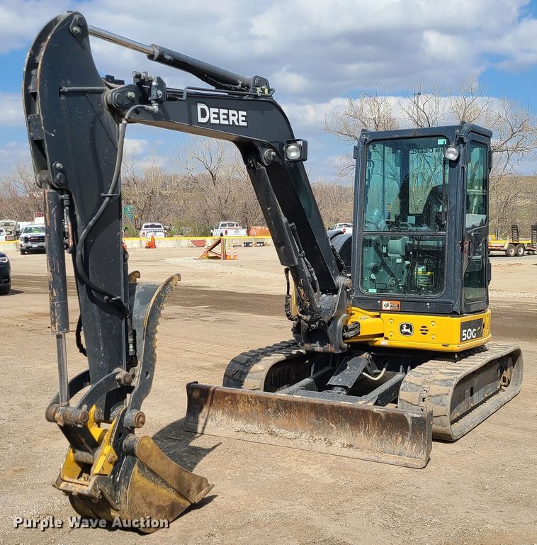 2019 John Deere 50G  mini excavator - DM4958