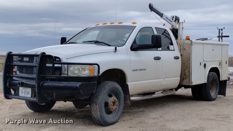 2003 Dodge Ram 3500  Quad Cab utility bed pickup truck - DN6357