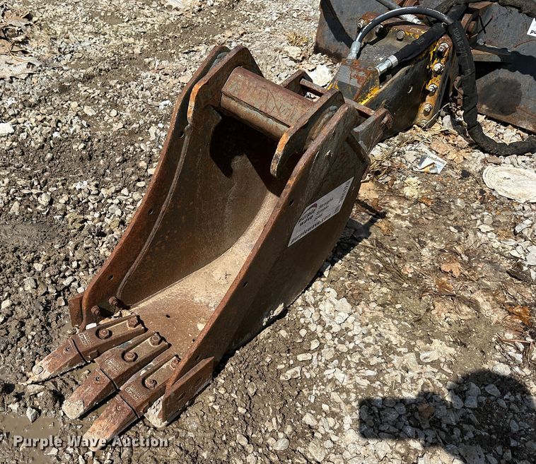 Bobcat  excavator bucket - DR5120