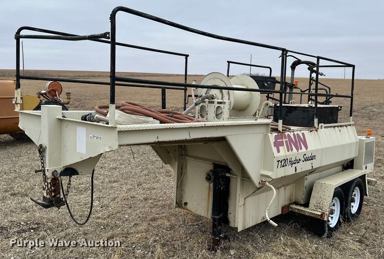 Finn T120  hydroseeder - HN9823