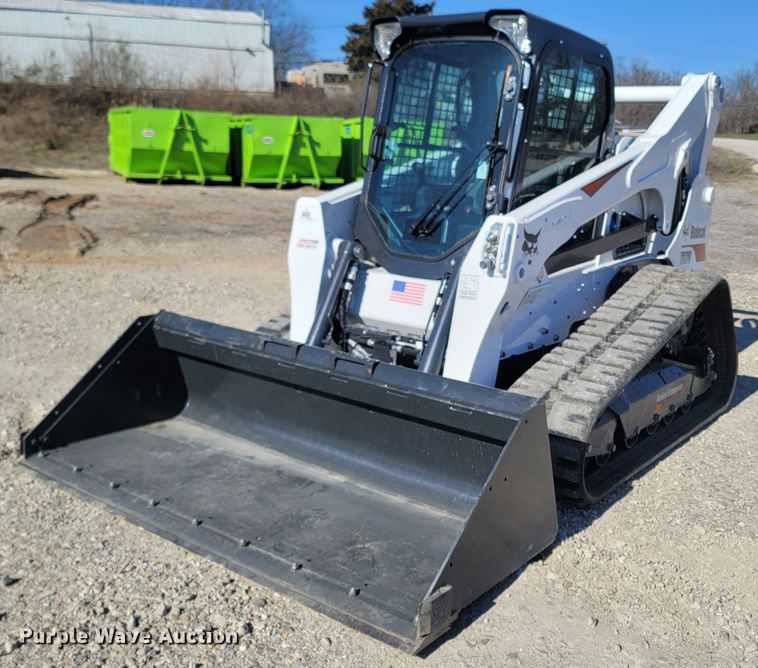 2022 Bobcat T870  tracked skid steer loader - MB9859