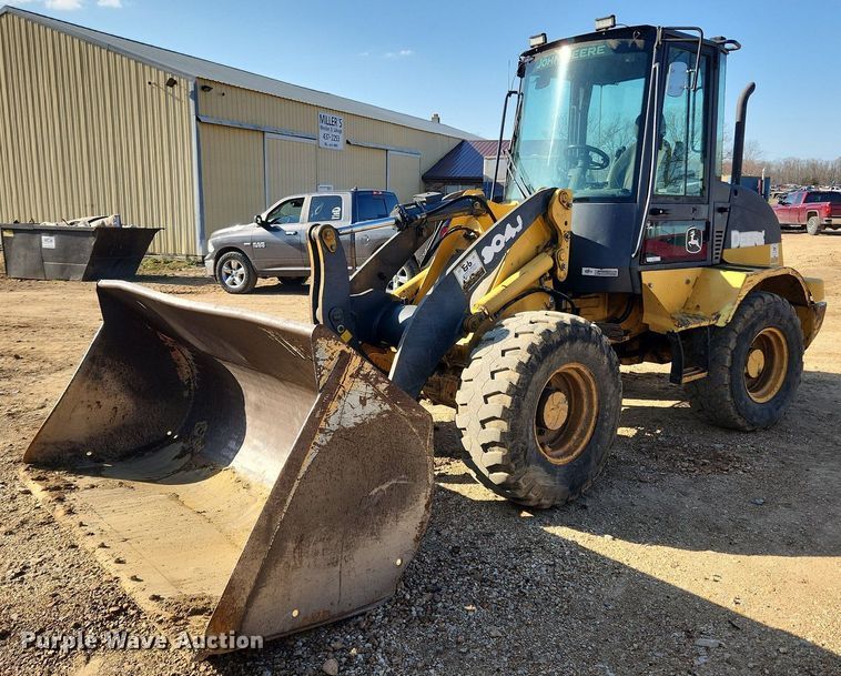 2008 John Deere 304J  wheel loader - MW9565