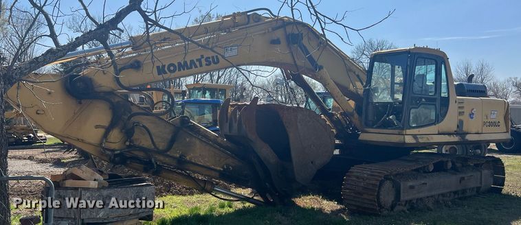 1999 Komatsu PC300LC  excavator - MY9570