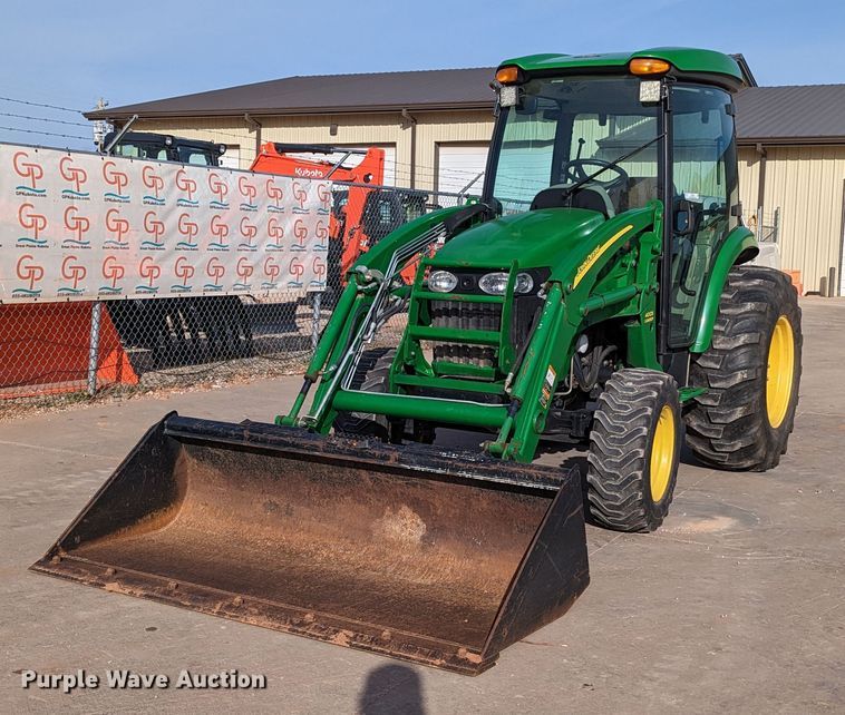 John Deere 4520  MFWD tractor - LF9753
