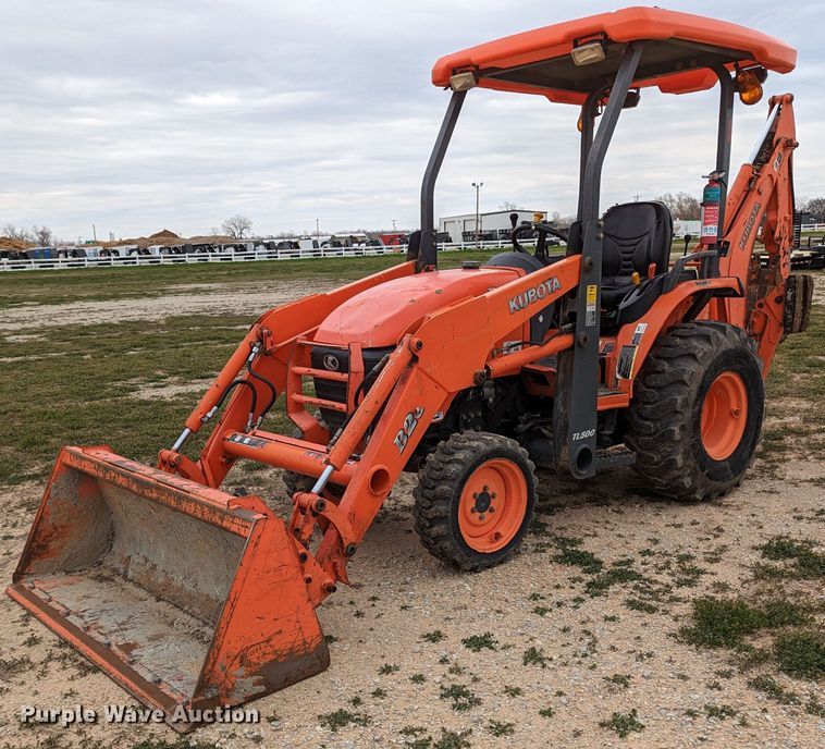 2007 Kubota B26  backhoe - LF9765