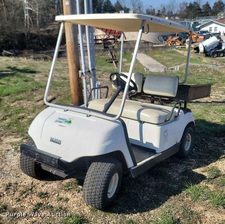 1996 Yamaha G16A  golf cart - MB9902