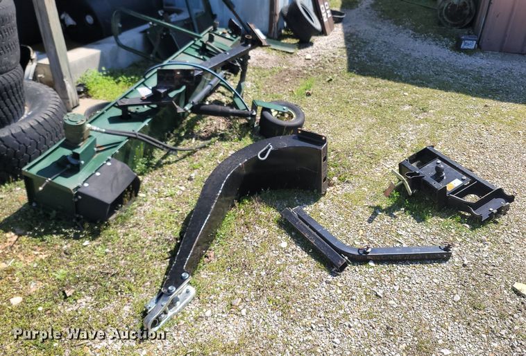 Cushman Core Harvester  turf machine attachment - MB9911