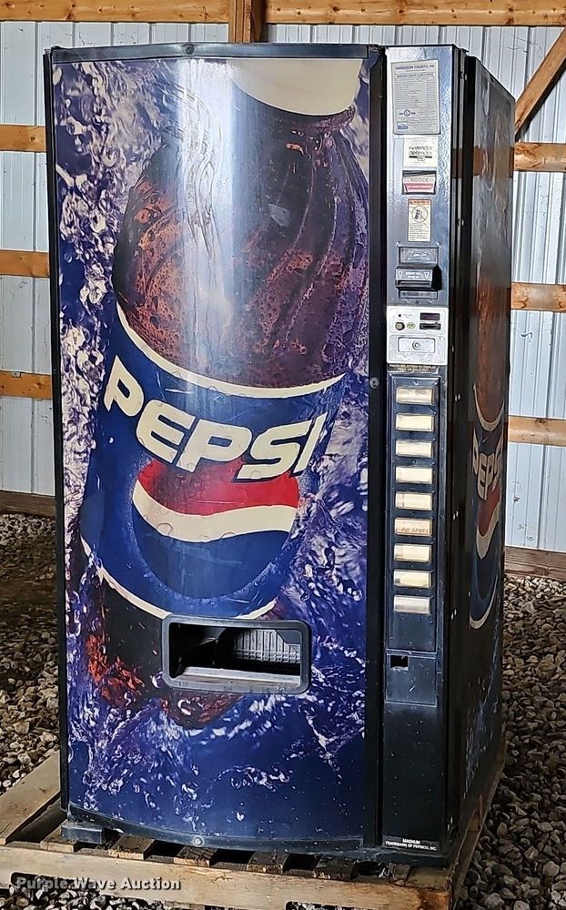 Dixie-Narco DN 501EMC/S11-9  vending machine - MC9731