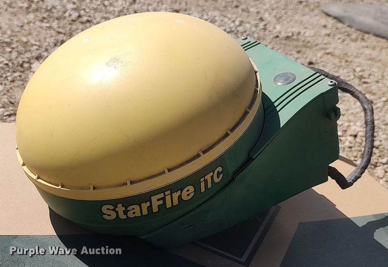 John Deere StarFire iTC  GPS - LG9680
