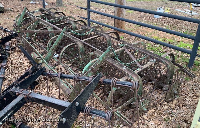 John Deere  rotary hoe - LI9179