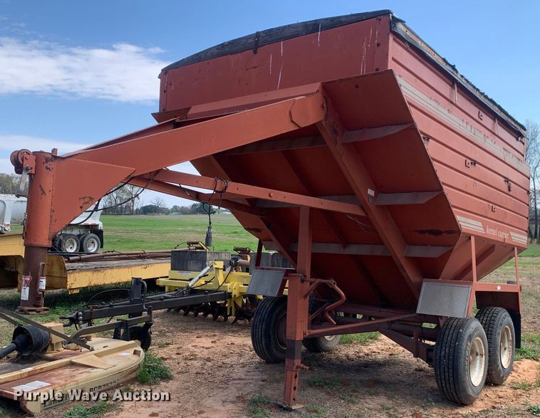 Hillsboro  gravity wagon - LI9204