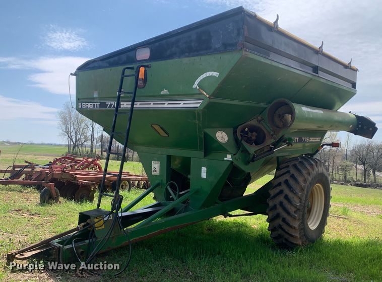 Brent 776  grain cart - LI9212