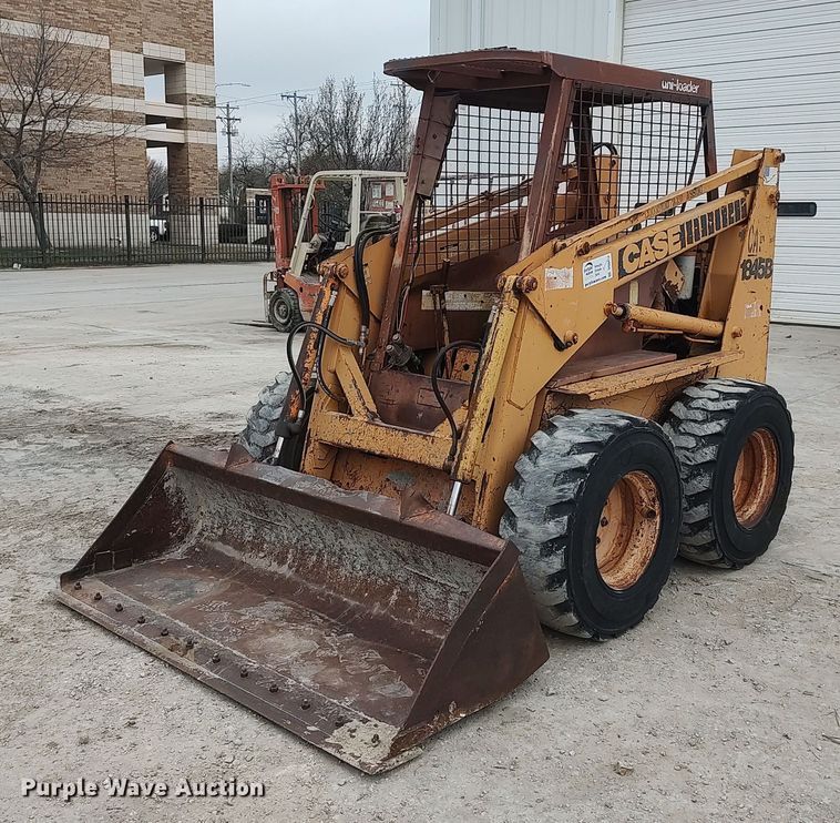 Case 1845B  skid steer loader - DQ0412