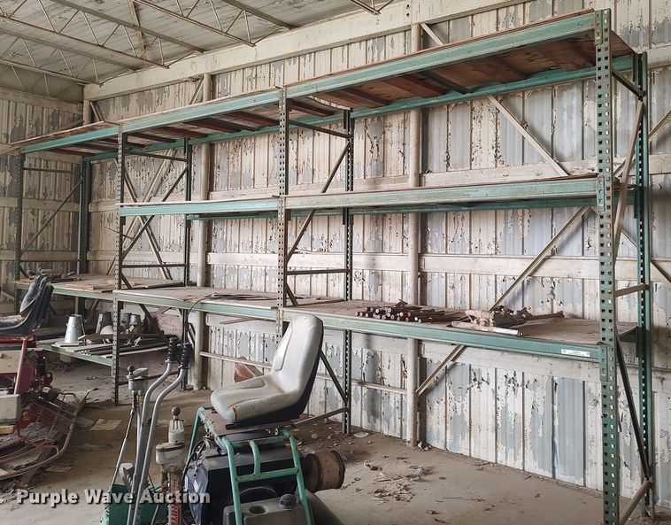 Pallet racking - LG9674