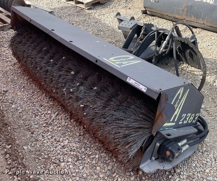 Sweepster 21084MM-0022  skid steer broom - MP9225