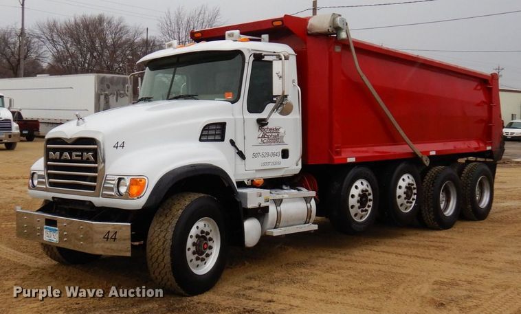 2007 Mack CV713 Granite  dump truck - KU9882