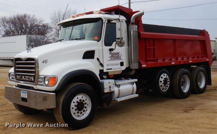 2003 Mack CV713 Granite  dump truck - KU9885