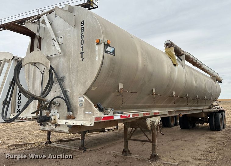 1998 Warren  feed delivery trailer - LT9228