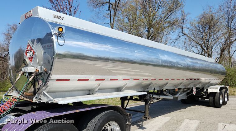 1991 Heil  tank trailer - MW9617