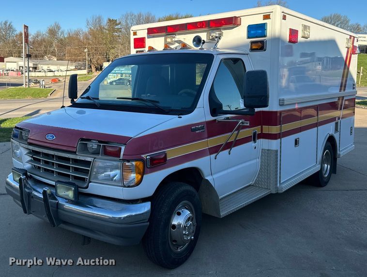 1995 Ford E350  ambulance - DR5173
