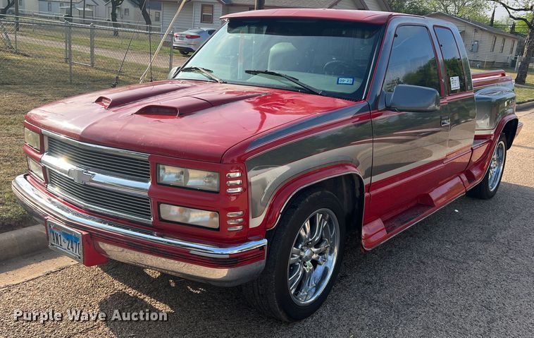 1996 Chevrolet C1500  Ext. Cab pickup truck - DR5539