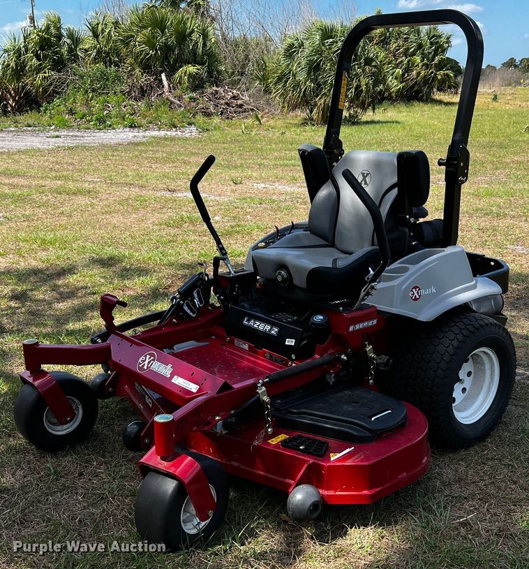 2021 Exmark Lazer Z  ZTR lawn mower - MF9879