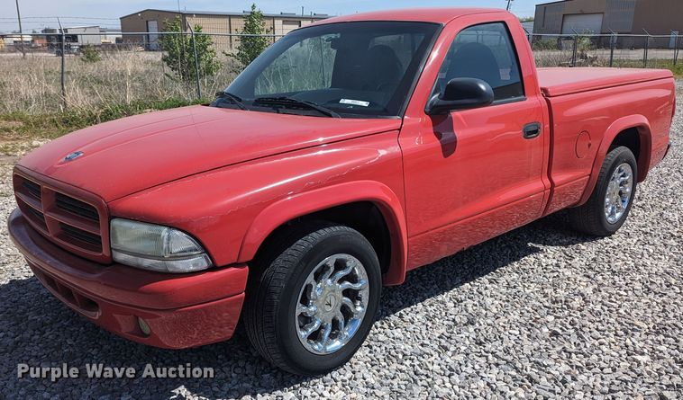 1997 Dodge Dakota  pickup truck - MN9912