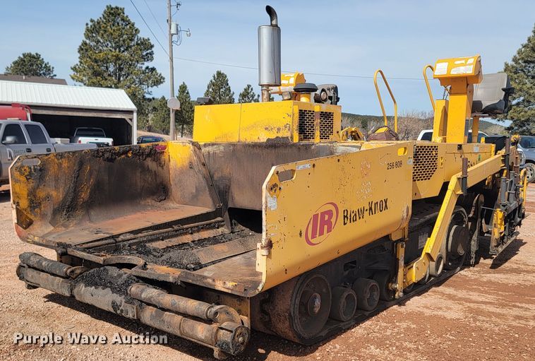 2004 Blaw Knox PF-5510  paver - LV9472