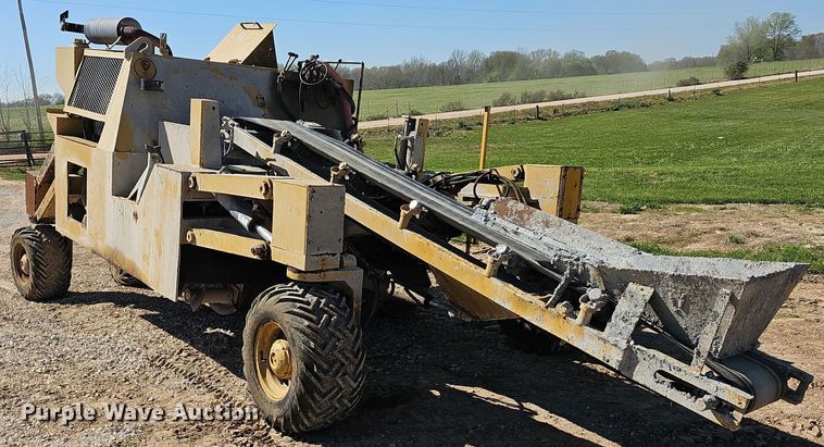 Easi-pour TP880D  curb machine - MB9968