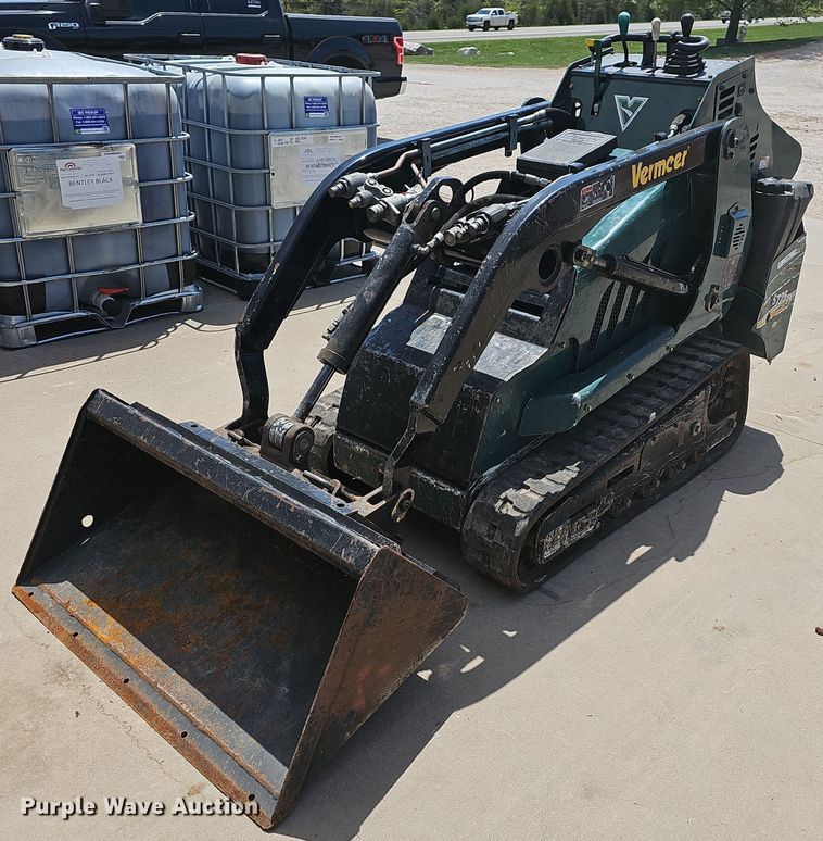 2015 Vermeer S725TX  compact utility loader - MB9984