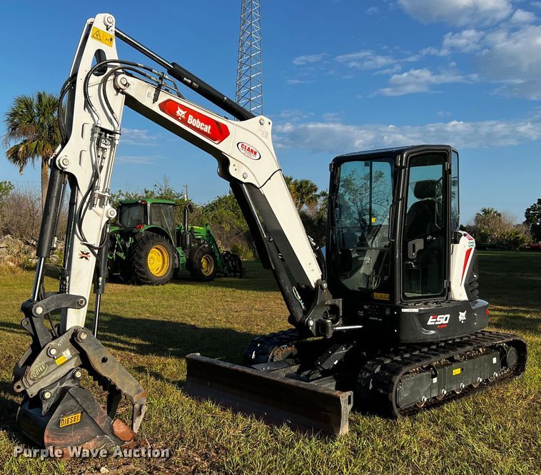 2022 Bobcat E50  mini excavator - MF9895