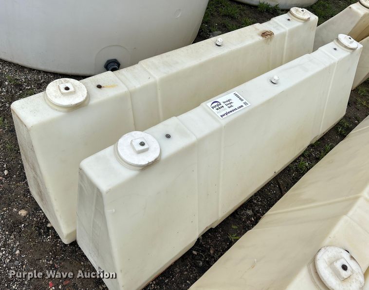 (2) barricades - DR4591