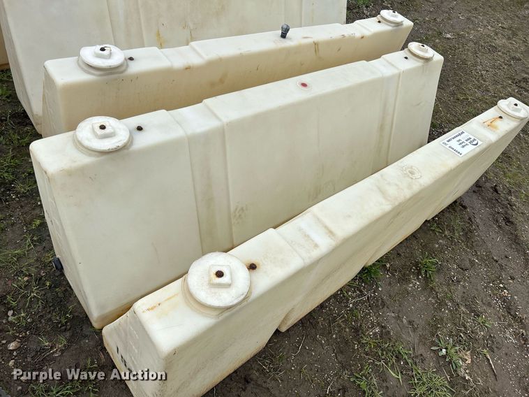 (2) barricades - DR4594